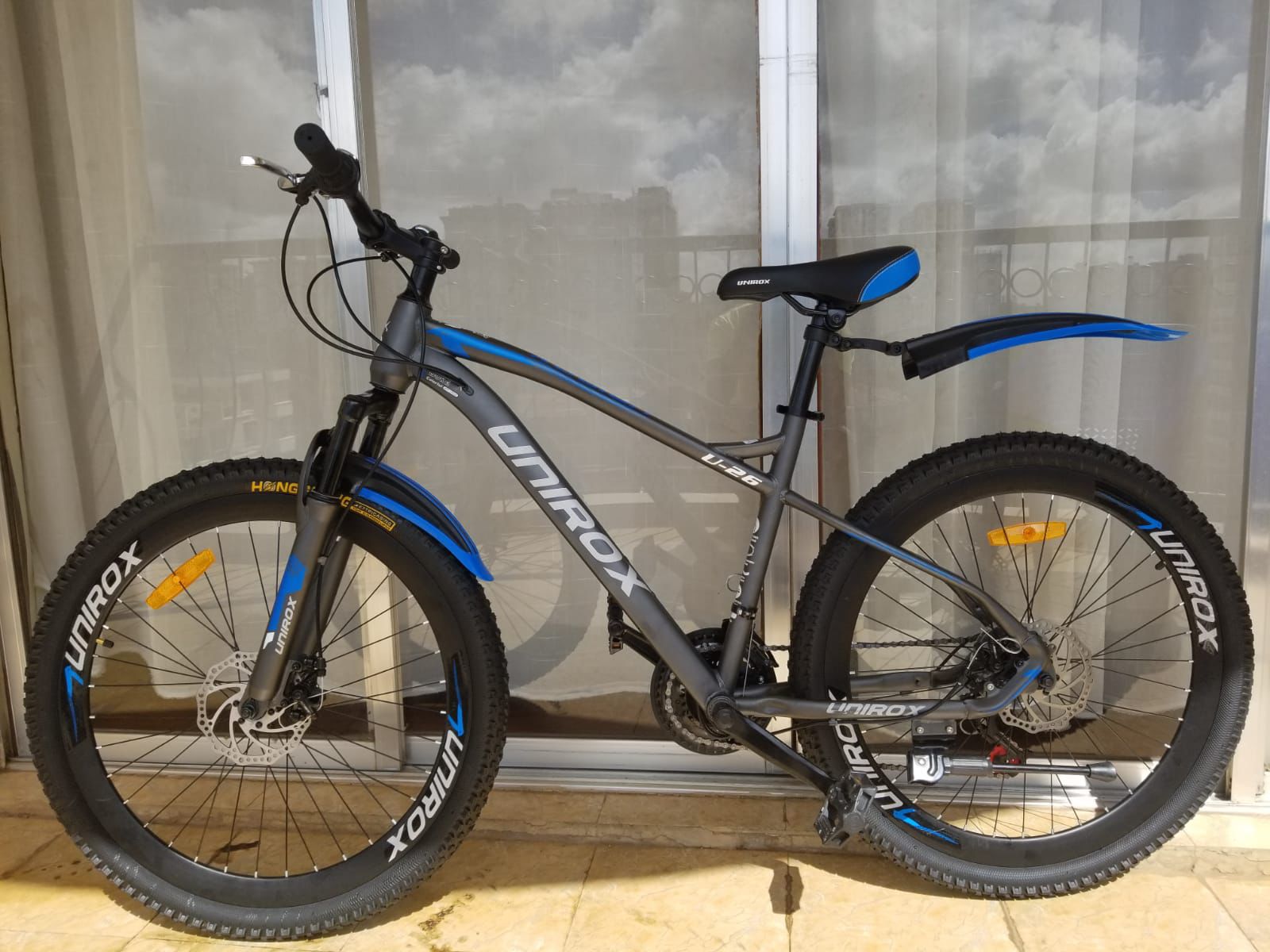 Unirox size 24 Mountain Bike